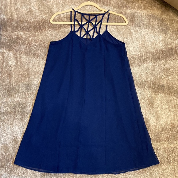 Charming Charlie Navy Flowy lined Dress w Gorgeous Back Detailing Sz Small EUC - Picture 8 of 8